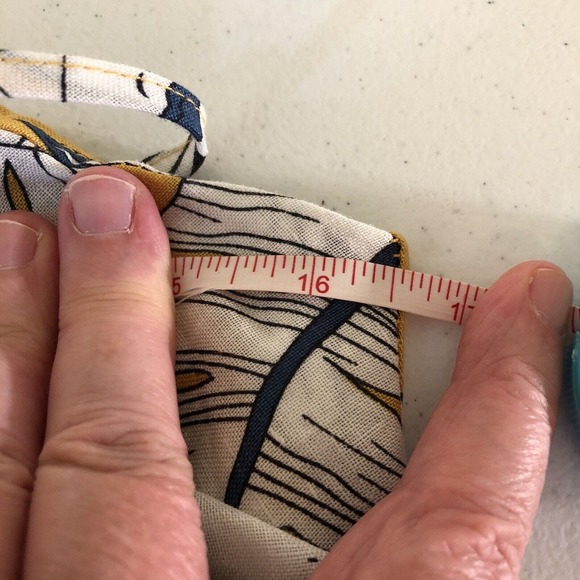 L’ATISTE Tropical Palm Crop Tank Top Spaghetti Strap Yellow White Women’s Small‎ - Picture 11 of 11